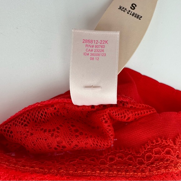 Victoria's Secret Red Stretch Lace Hiphugger 2012 Bikini Panty - Picture 12 of 12